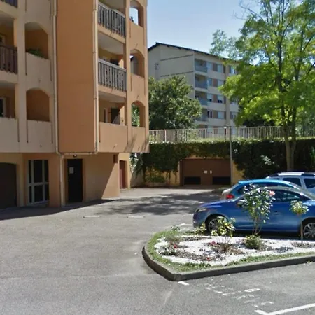 Appartement With Garden In Ferney Ideal Un Or Cern *